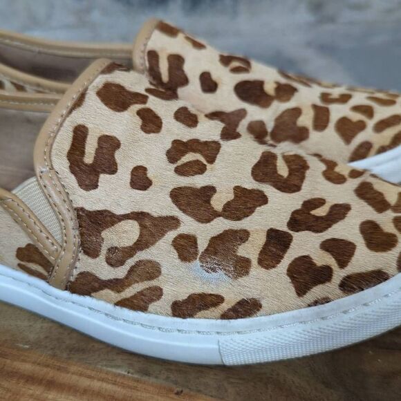 SPLENDID calf hair giraffe pattern‎ skater shoe woman's size 6.5 neutral slip on - Picture 3 of 12